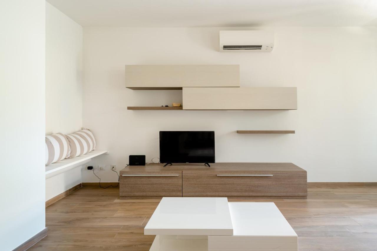 So&Mi Apartment Sirmione Luaran gambar