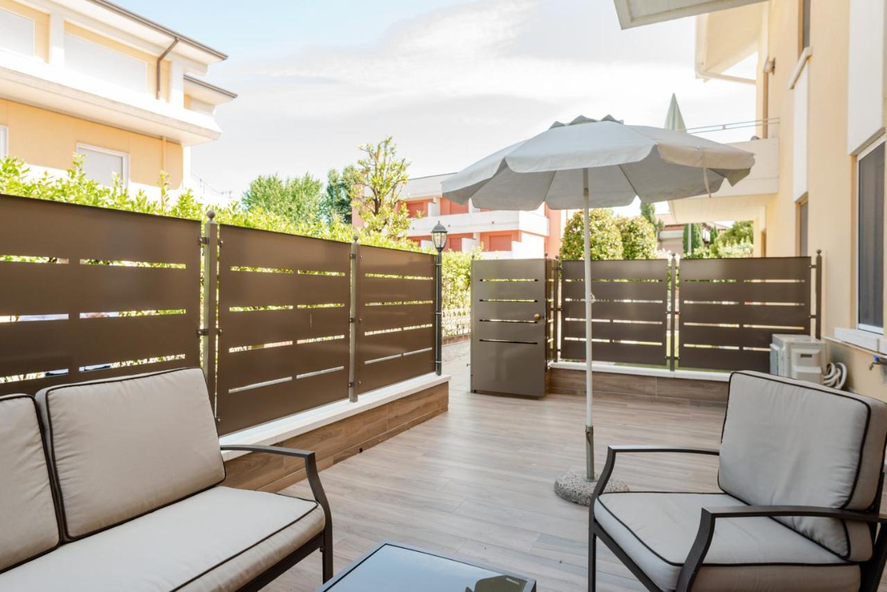 So&Mi Apartment Sirmione Luaran gambar